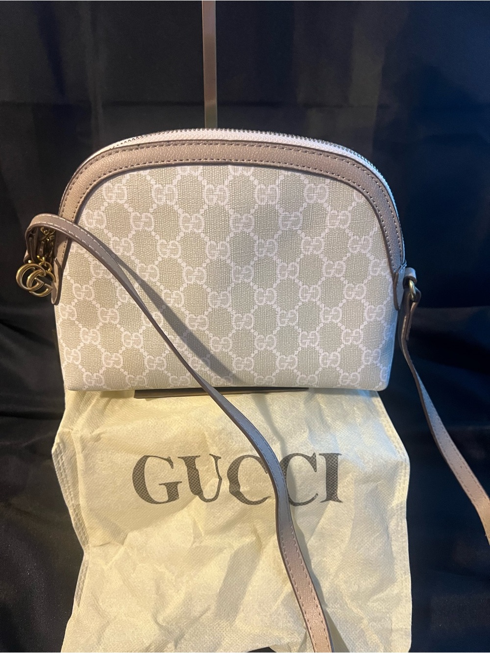 Gucci Beige GG Supreme Crossbody with Red and Green Web Stripe Dust Bag Included - Picture 5 of 14